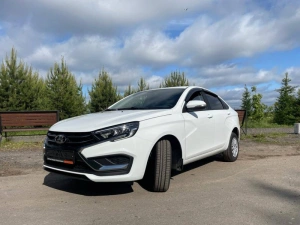 Lada Vesta