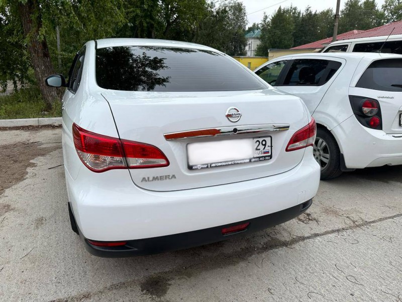 Nissan Almera